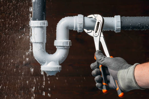 Professional Drain Cleaning technician working in Linwood, NJ